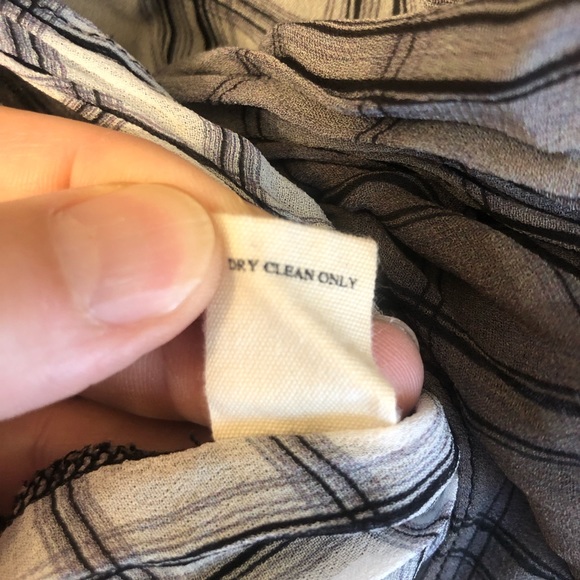 NICOLE MILLER ARTELIER CHECKED PRINTED SLEEVELESS BLOUSE Womens Medium - Picture 7 of 9